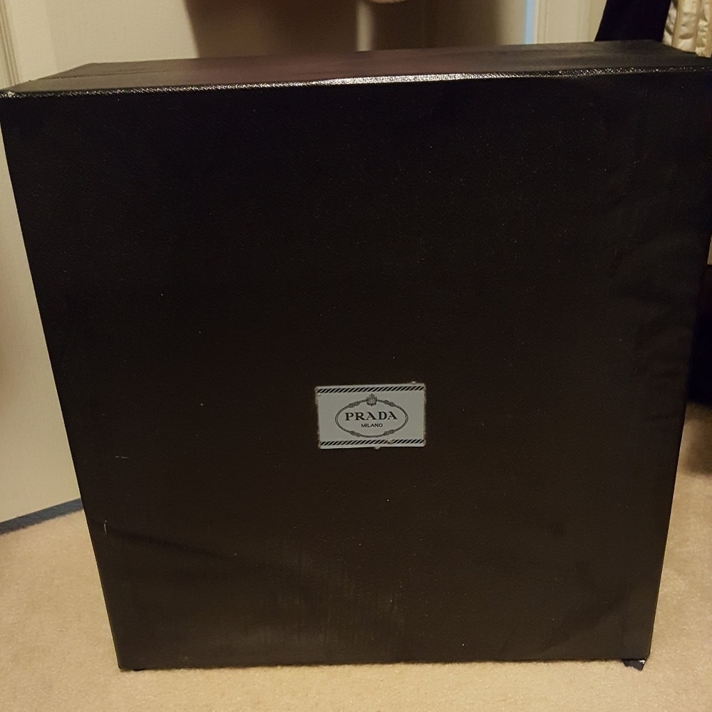 Large prada box